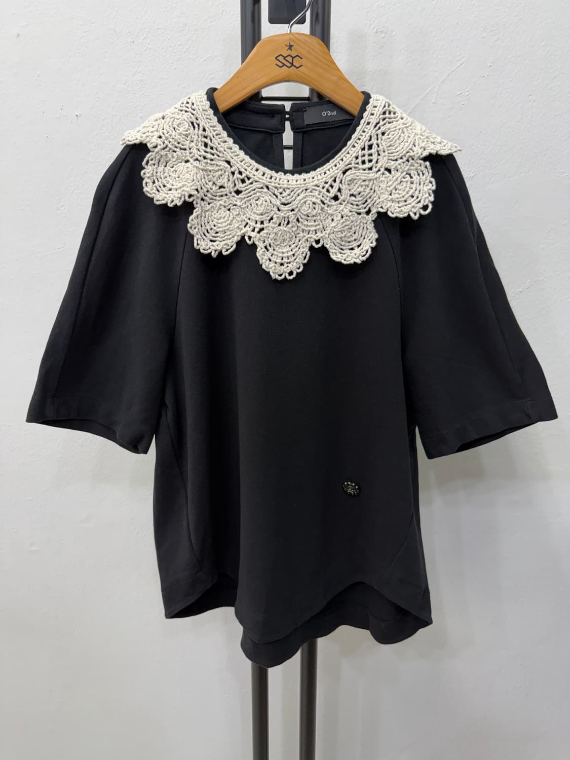 정품) O2ND 오즈세컨 한섬 22ss 레이스 블라우스 82 상품이미지1
