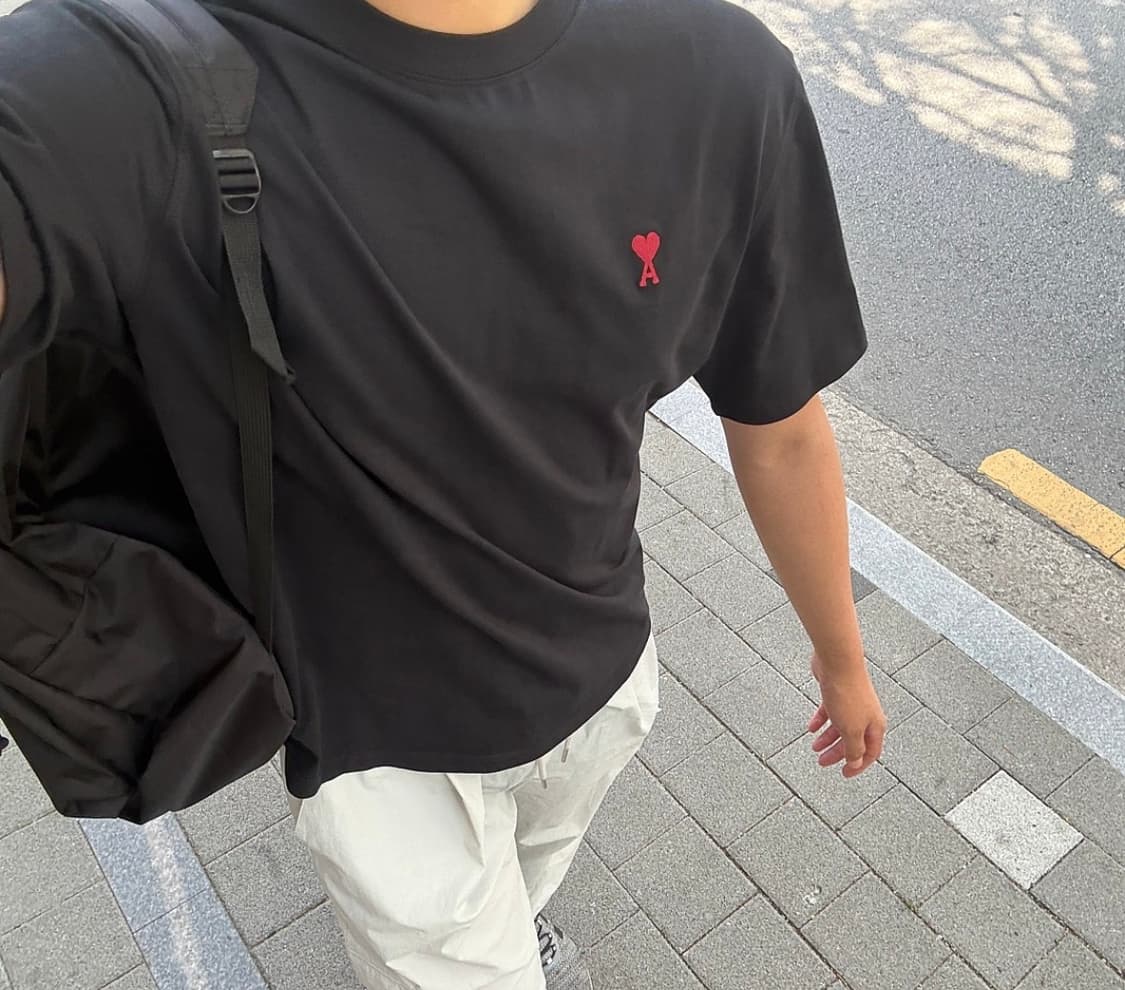 아미 스몰 하트 로고 티셔츠 블랙 L 상품이미지1