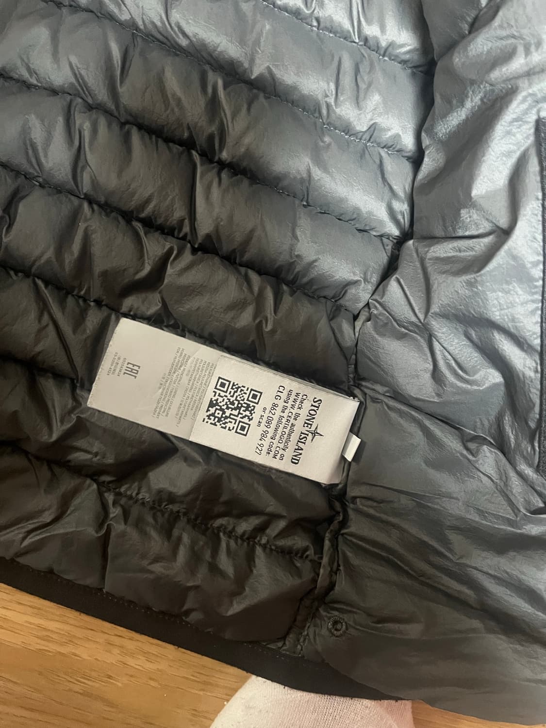 [L]스톤아일랜드 가먼트다잉 경량 패딩 상품이미지4