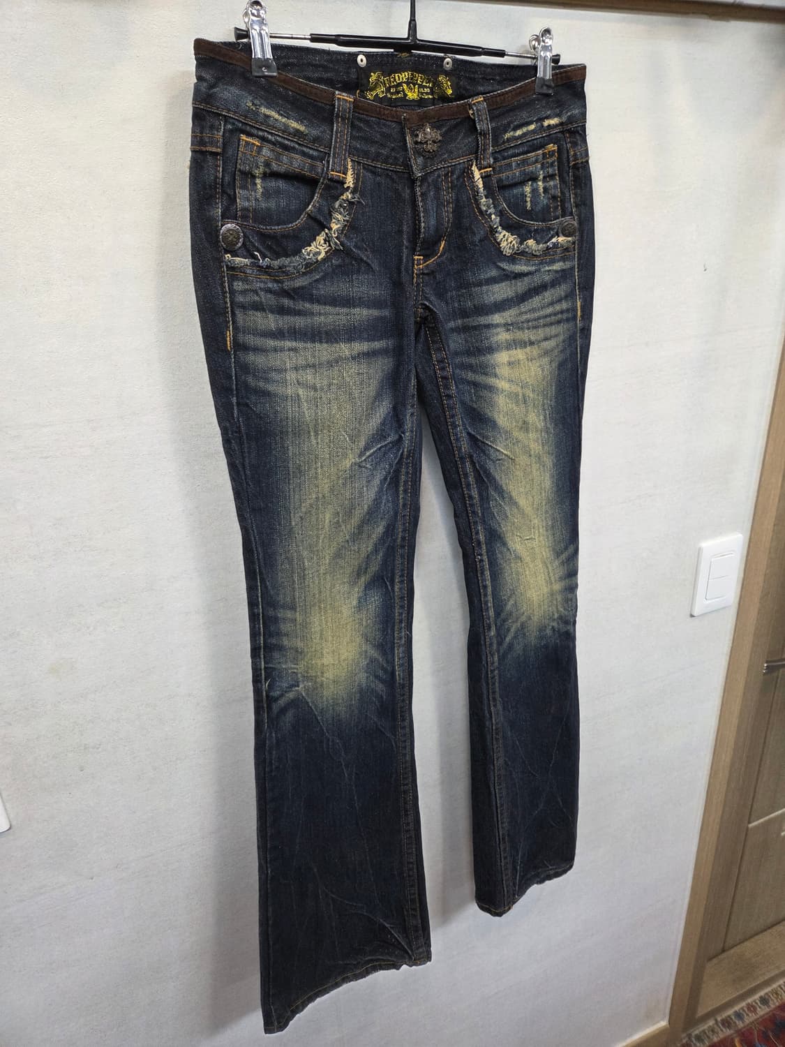 레드페퍼 여성 큐빅 빈티지워싱 부츠컷 데님팬츠 26 상품이미지6