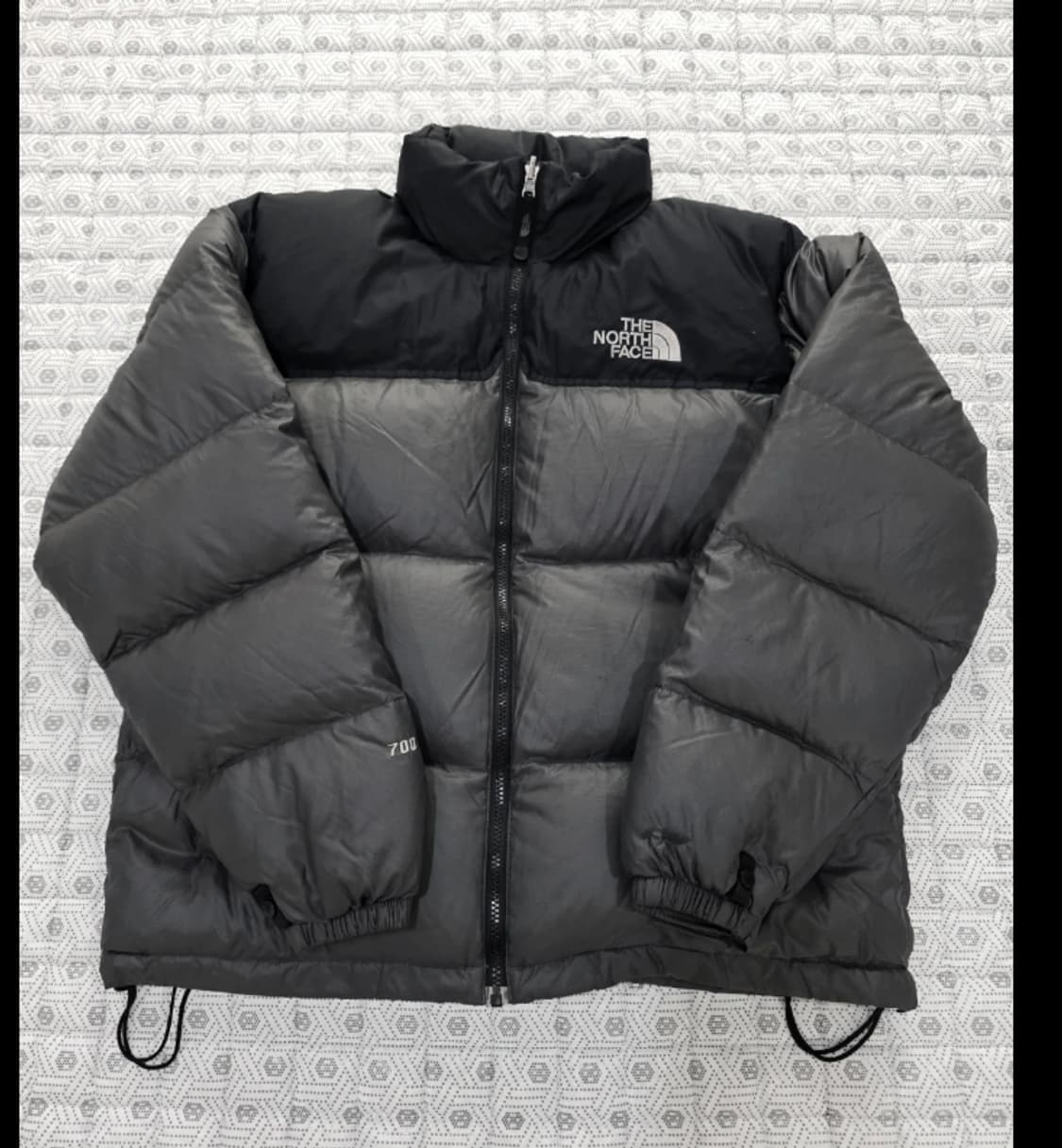 노스페이스 눕시 700 패딩 회색/검정 100 상품이미지1