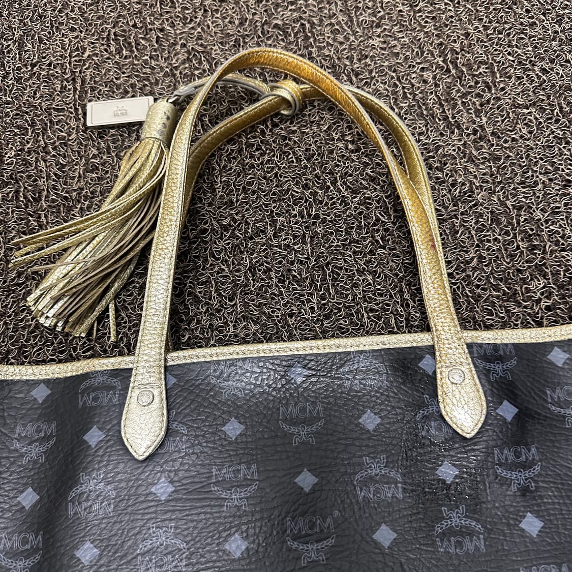 MCM 엠씨엠 라이언 비세토스 여성 토트백 상품이미지6