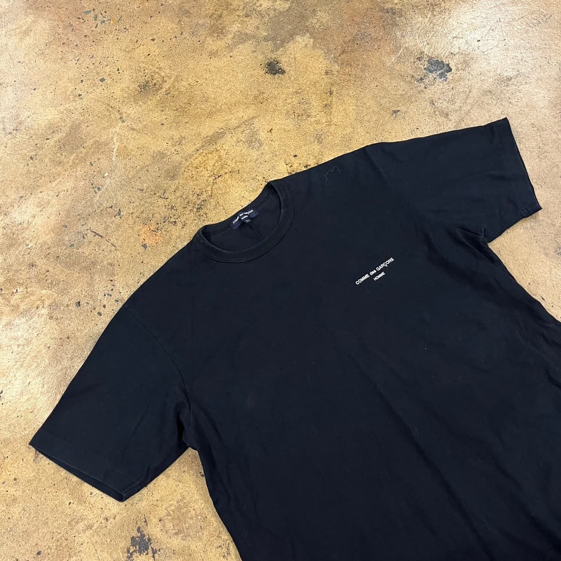 꼼데가르송 블랙 반팔티셔츠 상품이미지1