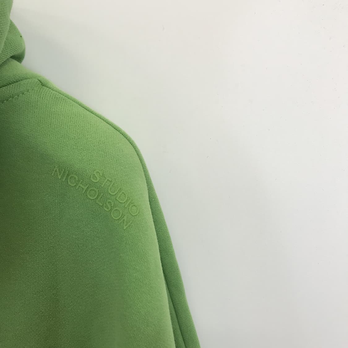 스튜디오니콜슨 x 자라 콜라보 후드 그린 [L] 상품이미지4