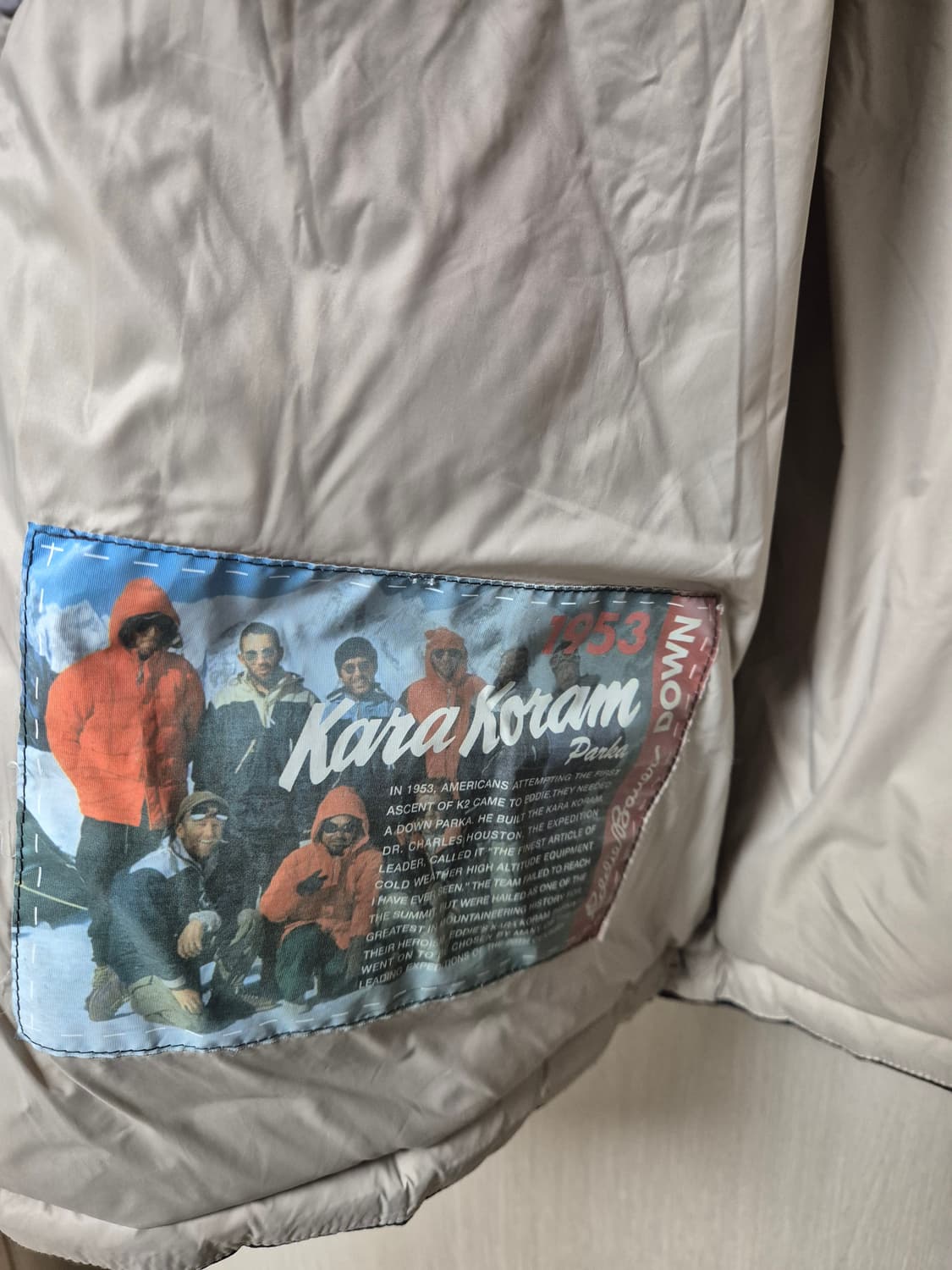 에디바우어  카라코람 폭스퍼 구스 패딩 블랙 m 여성 상품이미지4