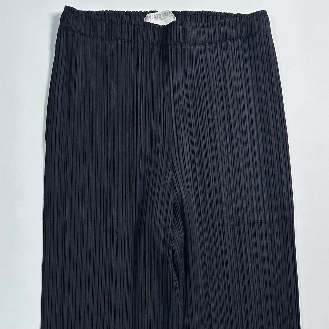 이세이미야케 플리츠플리즈 블랙 팬츠 상품이미지2