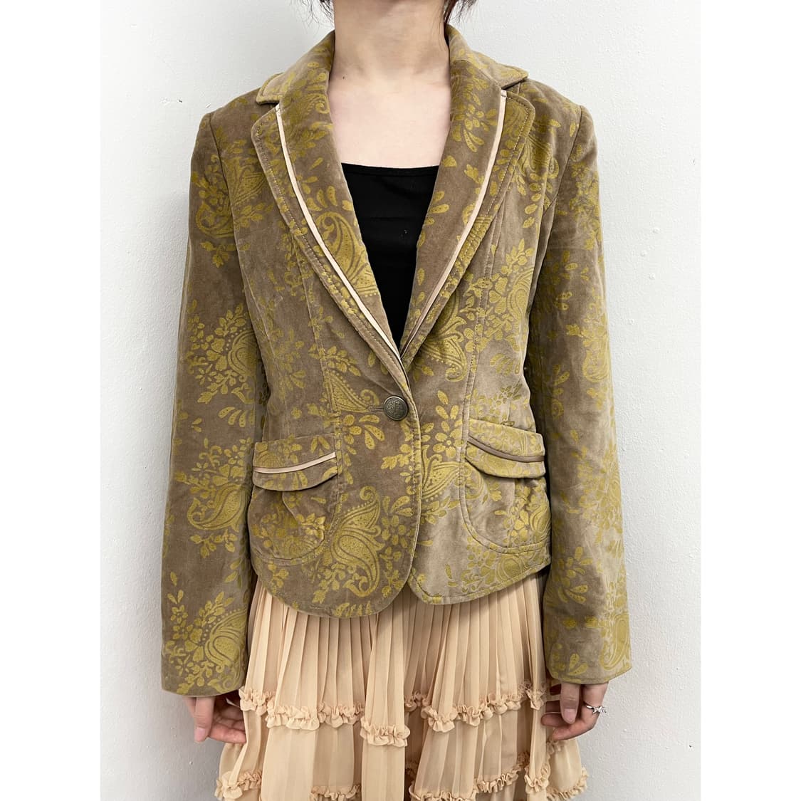 오리엔탈 벨벳 버튼 자켓 상품이미지1