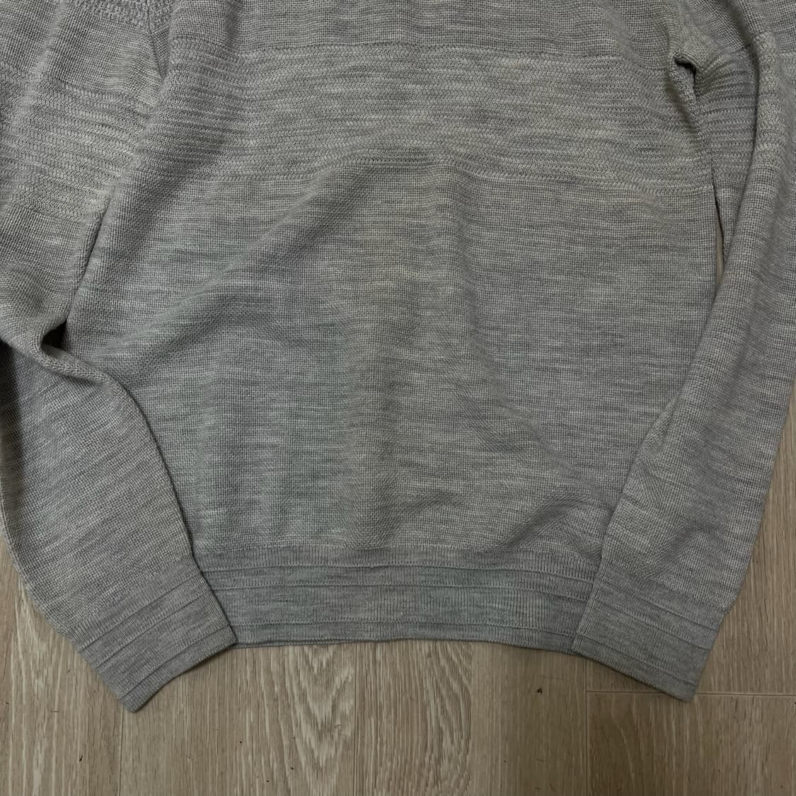 올젠 엑스트라 파인 메리노 울 라운드넥 니트 [그레이] M/95 상품이미지3