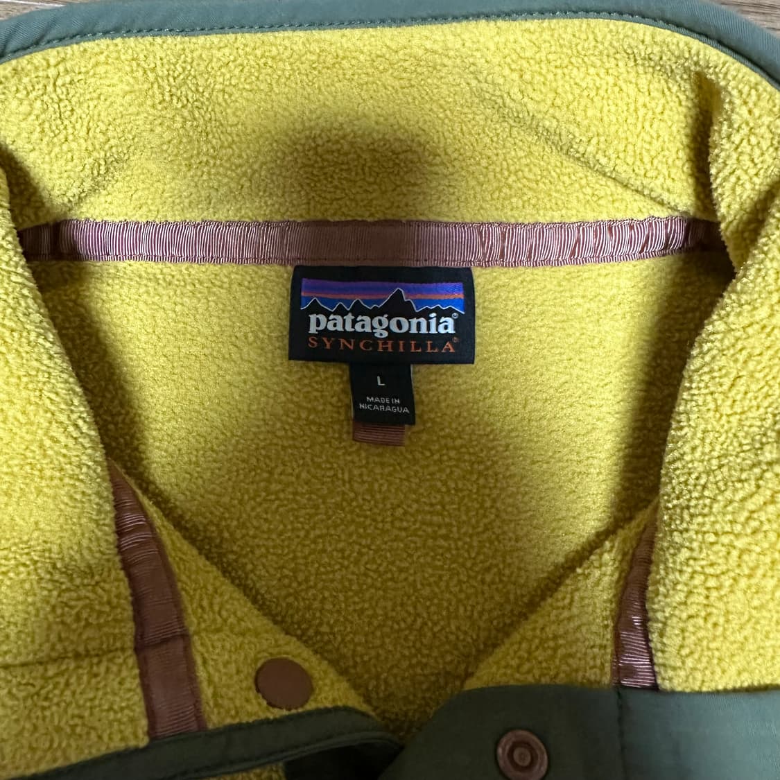 파타고니아 신칠라 풀오버 라이트웨이트 라지 머스타드 캐빈골드 상품이미지9