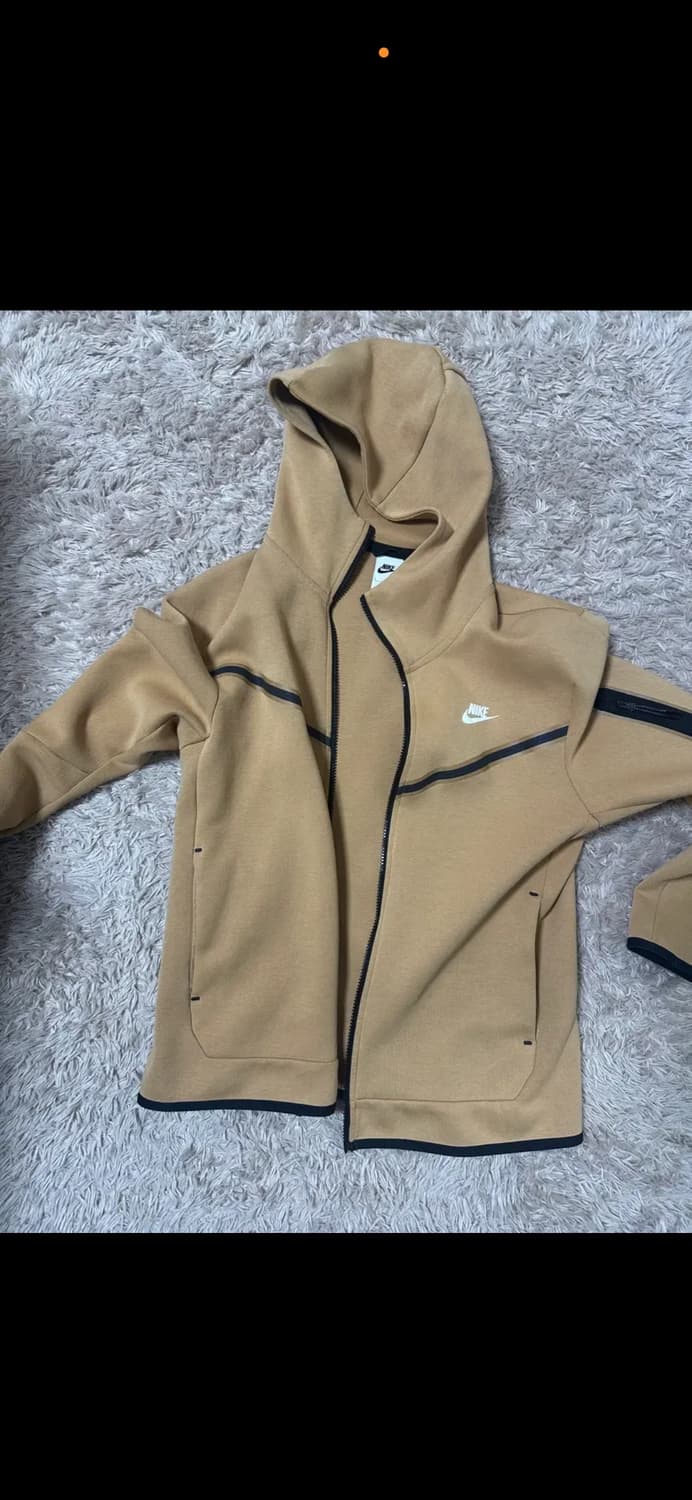 나이키 테크팩 골든색 희귀 L사이즈 상품이미지1