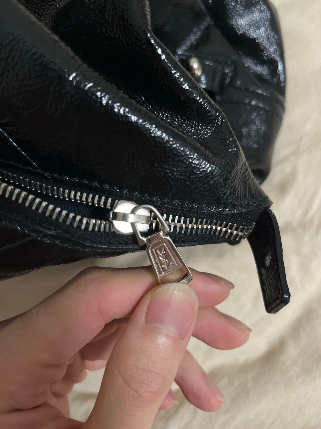 생로랑 이지 보스턴 백 상품이미지9