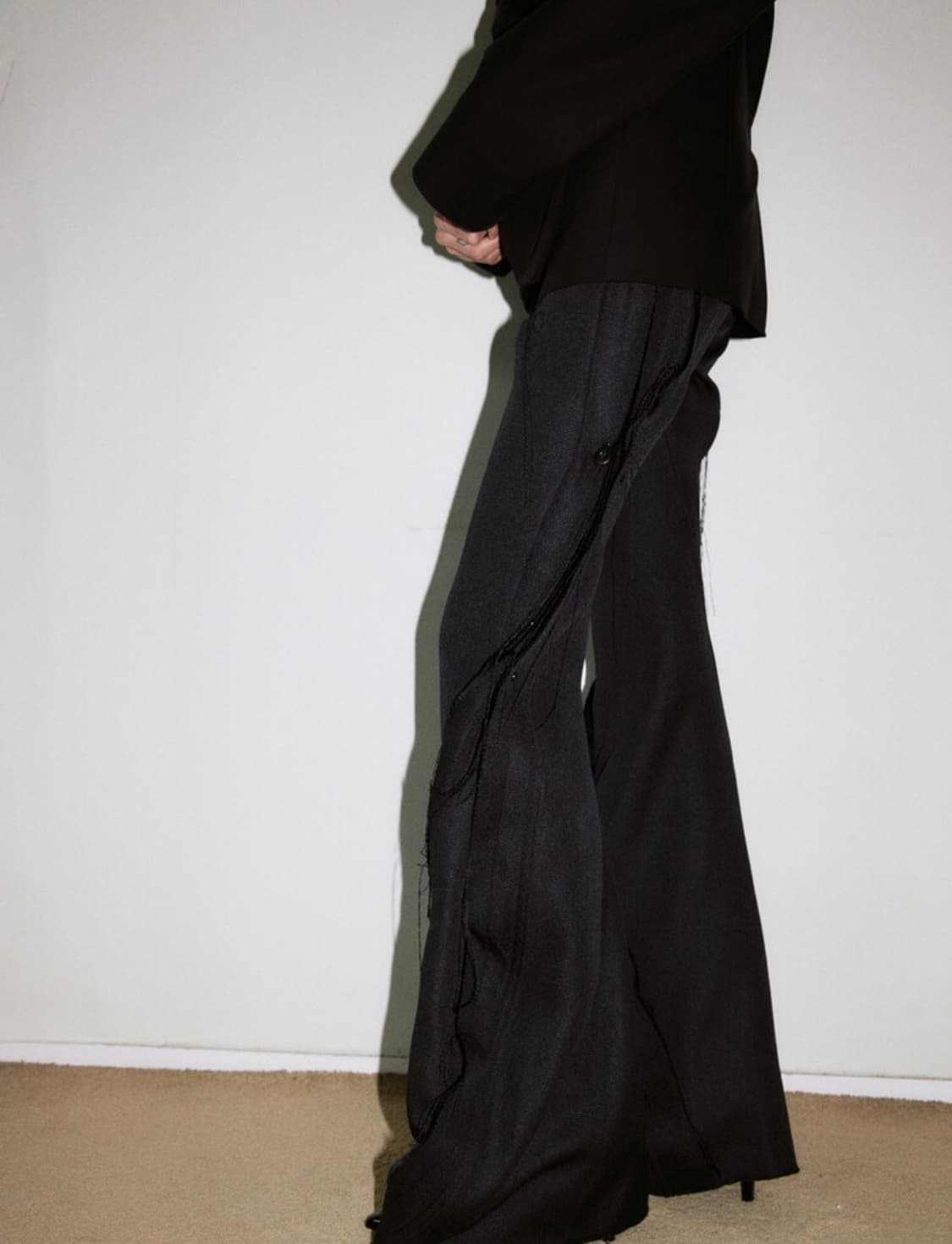 [S]카르넷 아카이브 색 트라우저 플레어 부츠컷 팬츠 블랙 상품이미지2