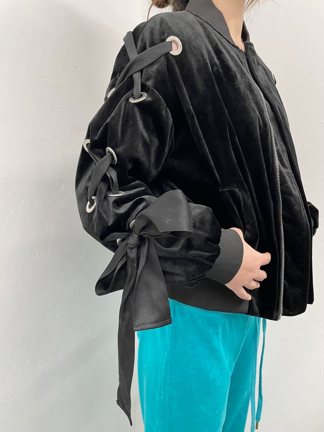 벨로아 아일렛 봄버자켓  상품이미지3