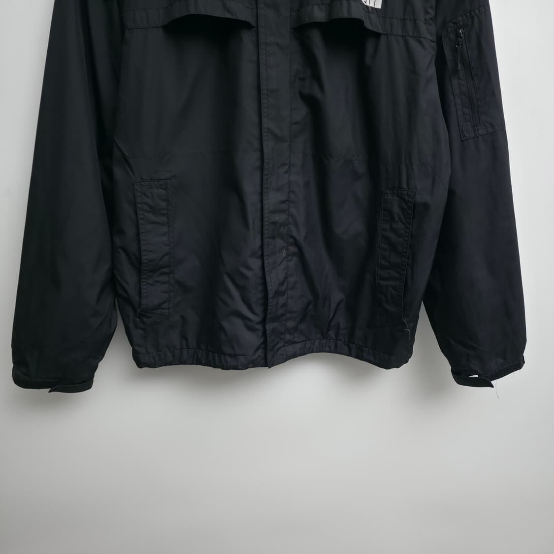 [M] 노스페이스 블랙 바람막이 상품이미지3