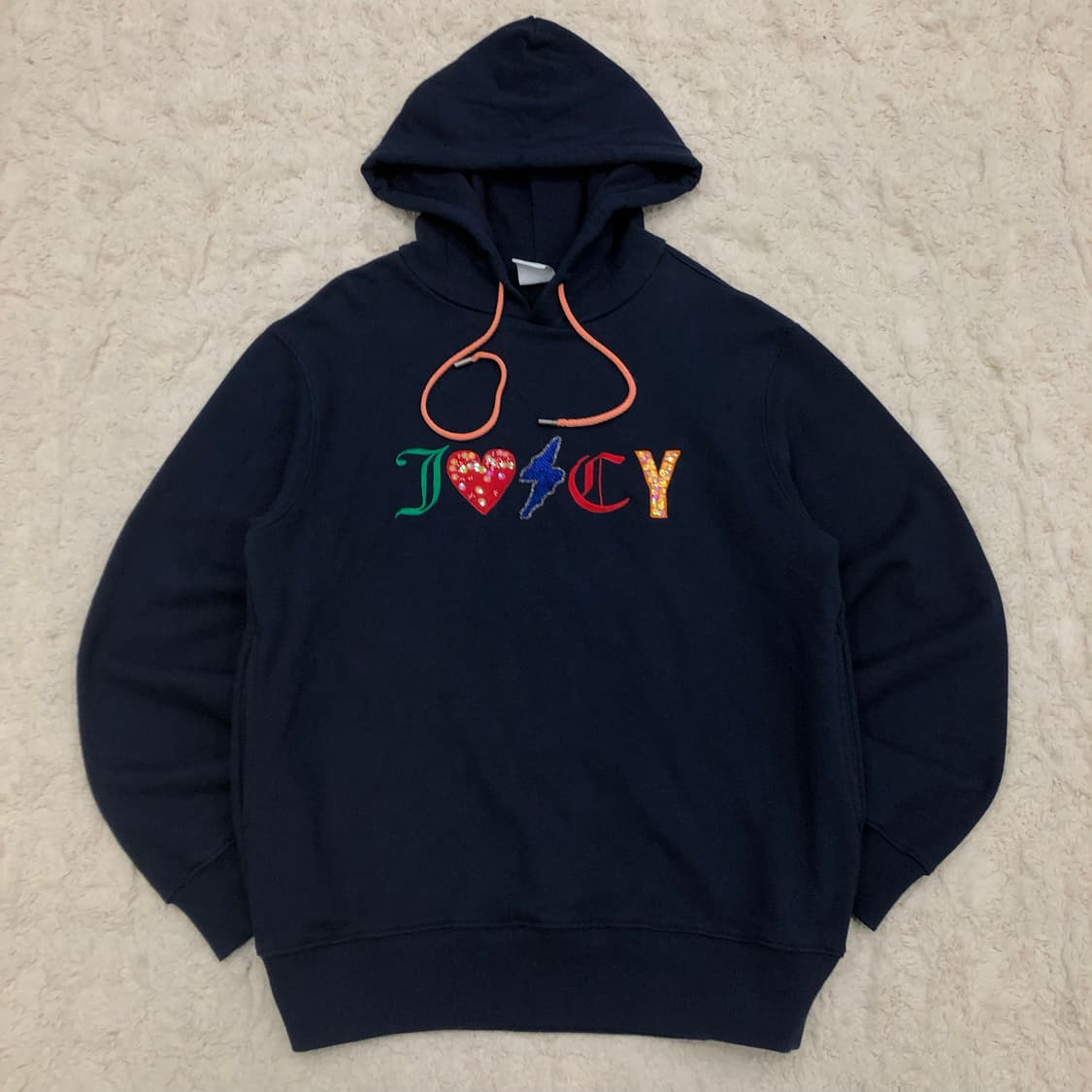 쥬시꾸뛰르 로고 네이비 후드티 상품이미지1