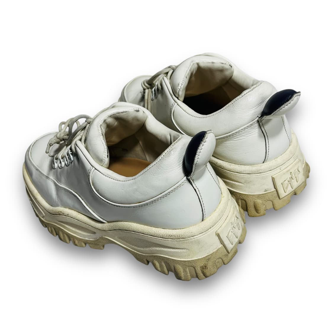 이티스 엔젤 클래식 화이트 애나멜 플랫폼 슈즈 상품이미지3