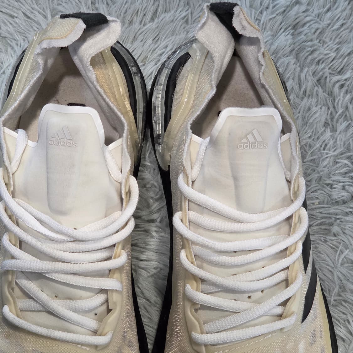 1w-20:아디다스 울트라부스트 PB 화이트-블랙 (270cm) 상품이미지6