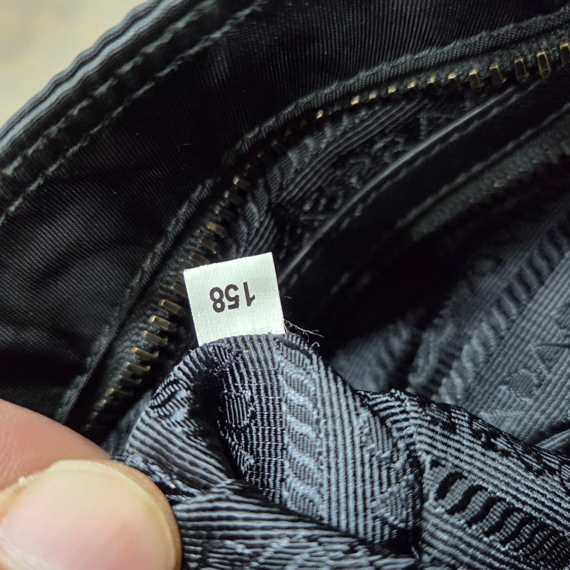 프라다 리나일론 메신져백 남.녀.공용 상품이미지6