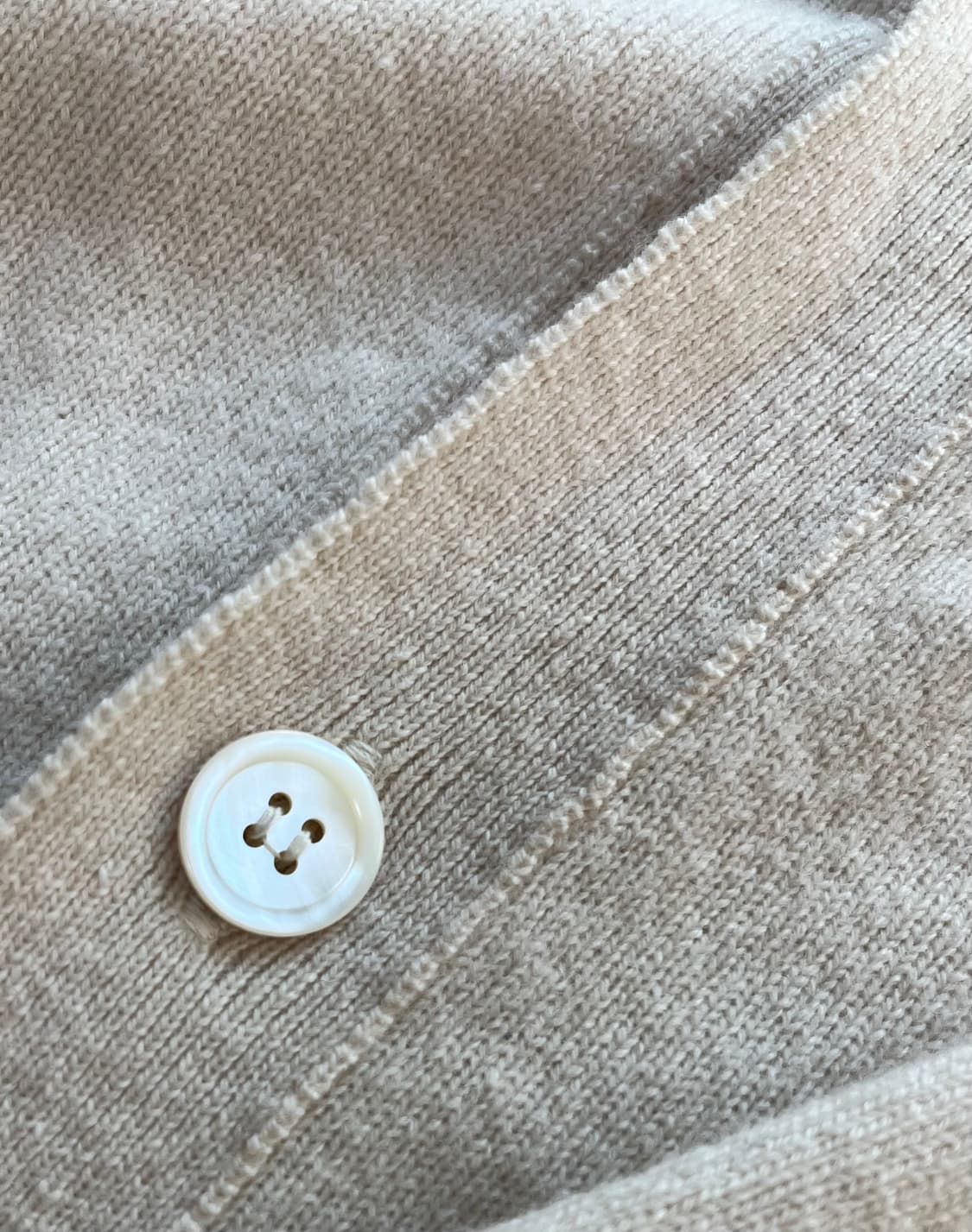 꼼데가르송 아이보리 가디건 상품이미지3