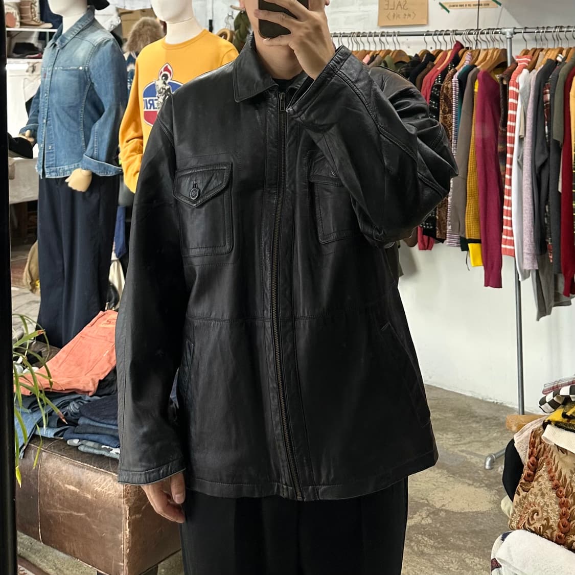 (착용컷) CP.BELLINI 레더 자켓 (남성용 105) 상품이미지3