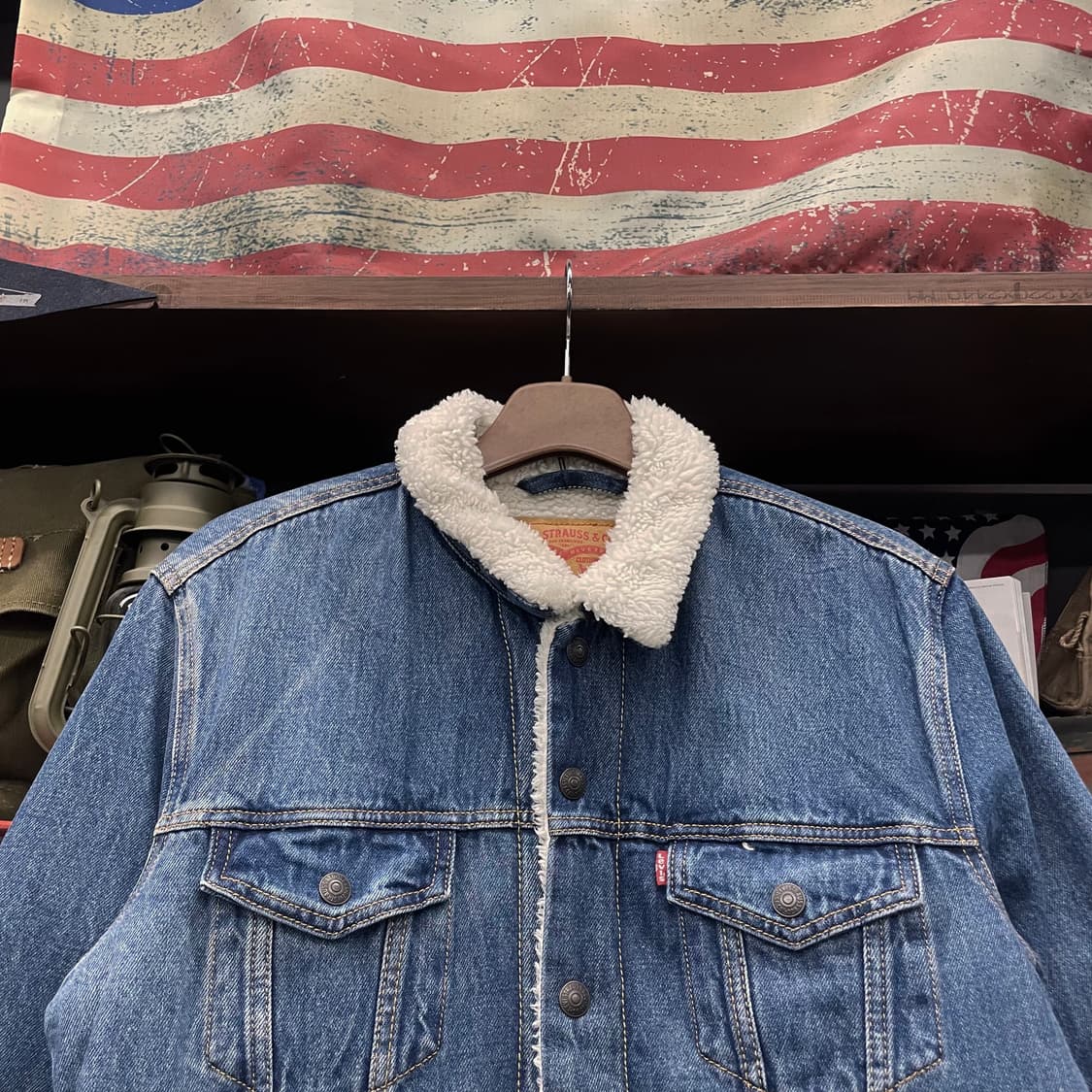 리바이스 타입 3 쉐르파 진청 데님 트러커 자켓 상품이미지3