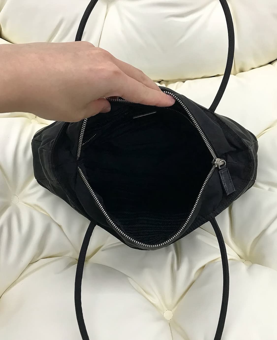 프라다 빅 삼각로고 포코노 숄더백 가방 상품이미지6