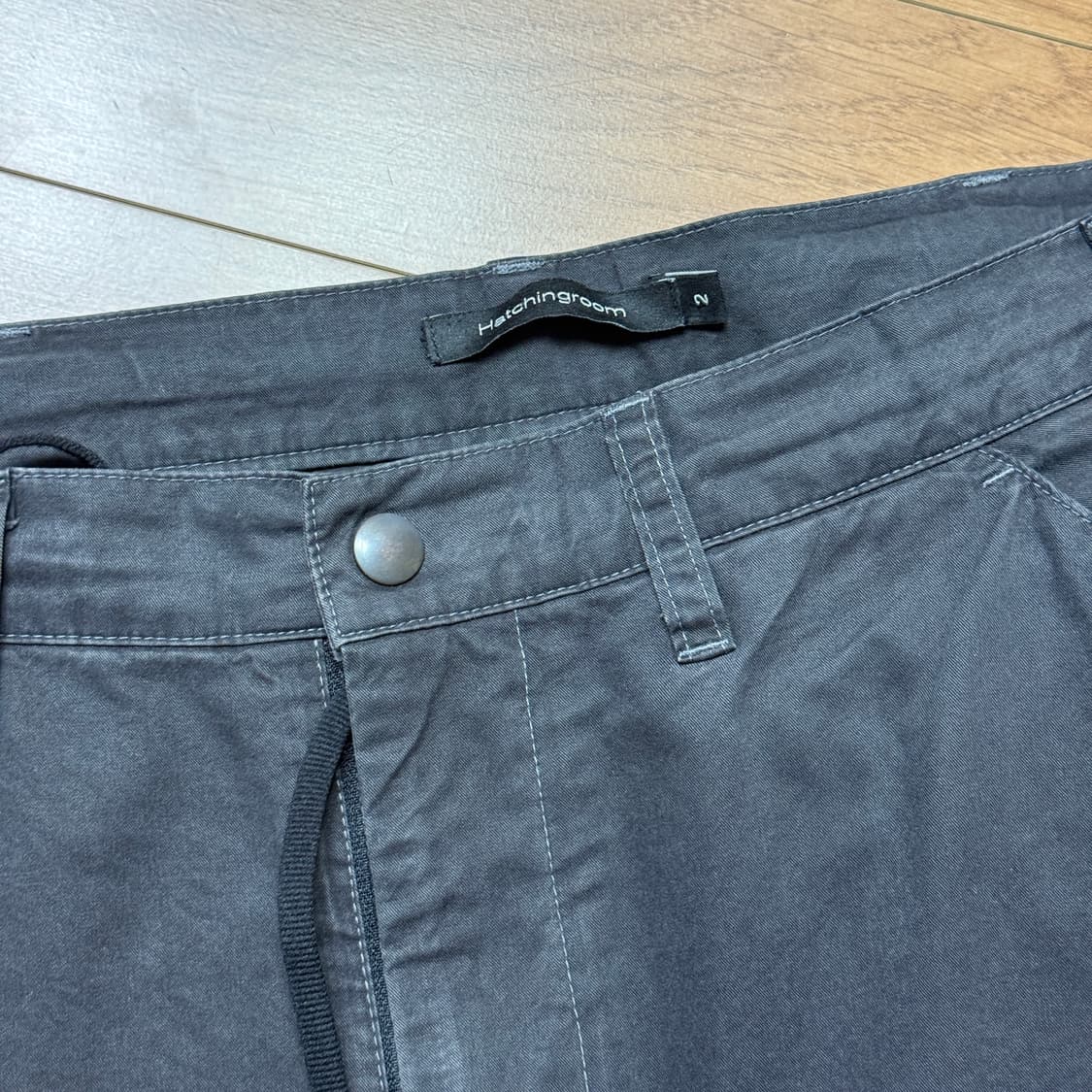 해칭룸 벤티드 팬츠 블랙 2사이즈 상품이미지3