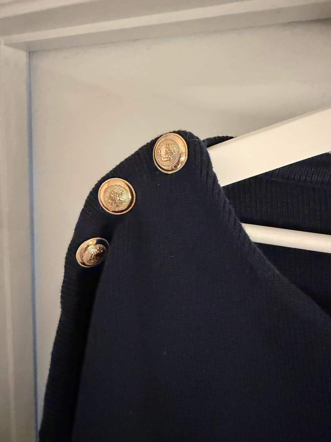 마시모두띠 네이비 금장 니트 상품이미지4