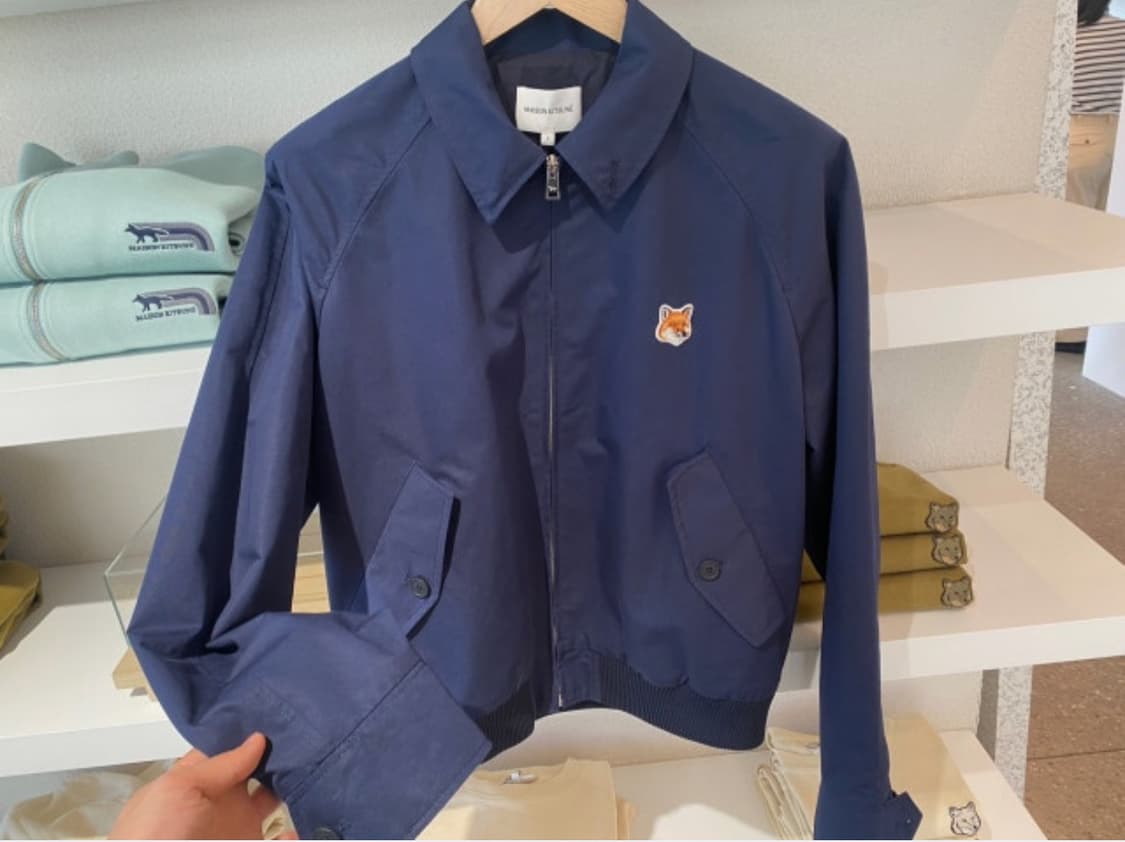 메종키츠네 폭스 헤드 해링턴 자켓 MM02105WQ0067 상품이미지2