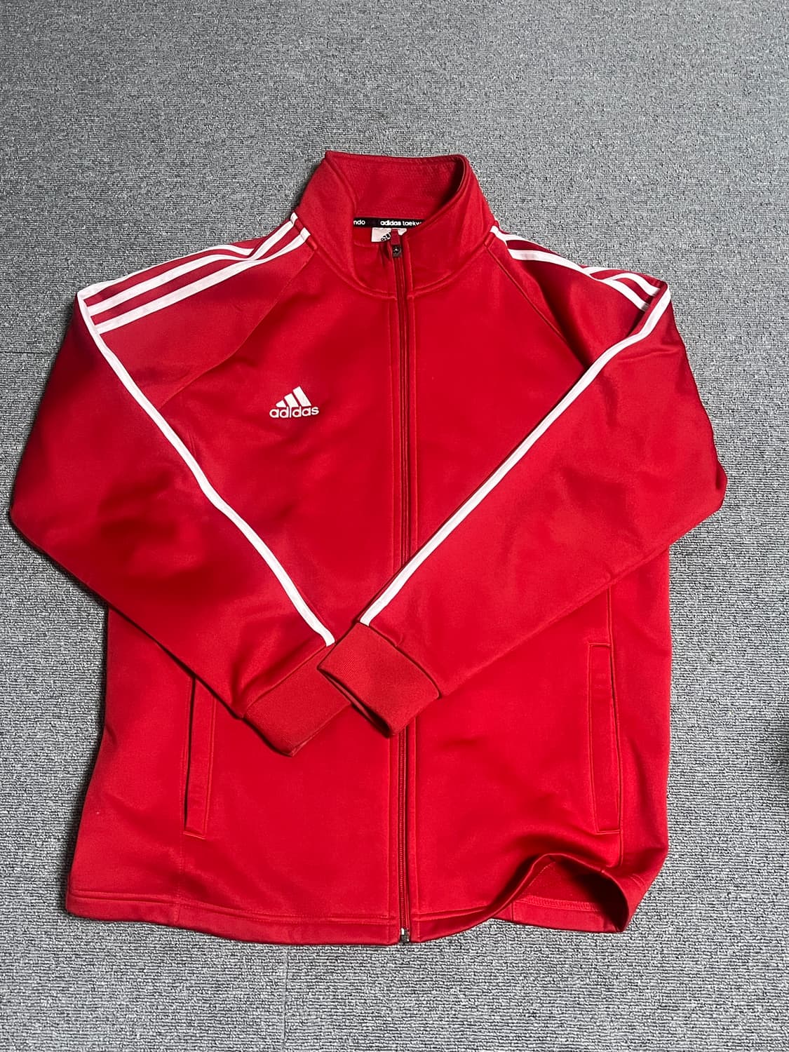 아디다스 빨간 져지 상품이미지1