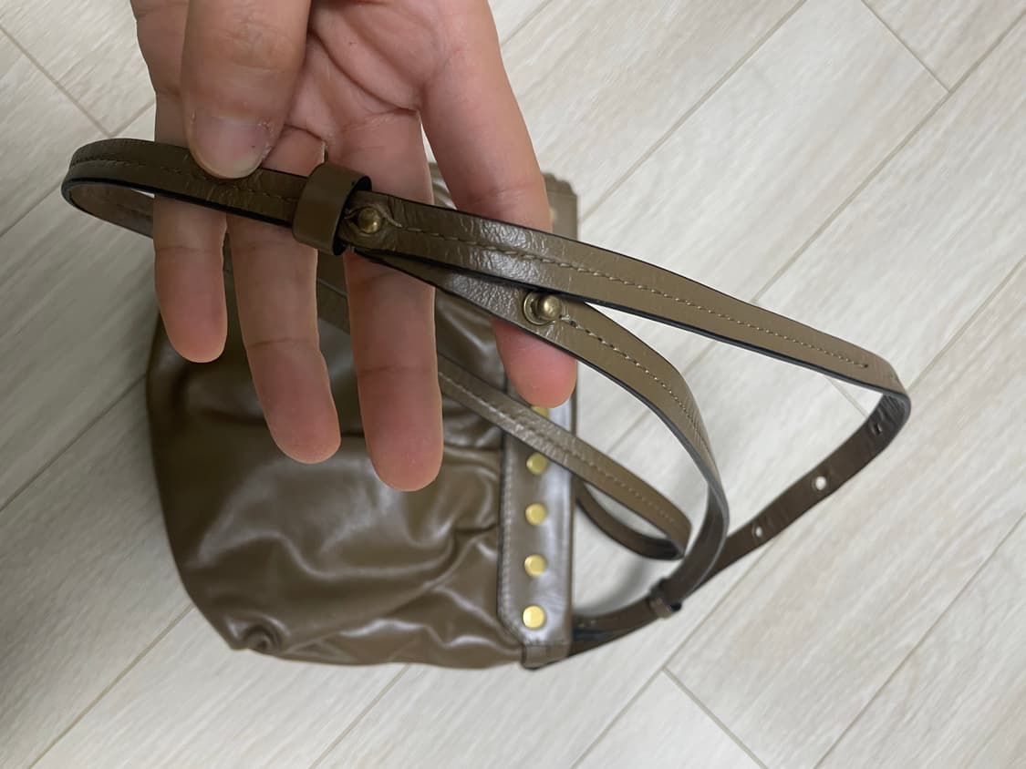 이자벨마랑 크로스백 상품이미지4