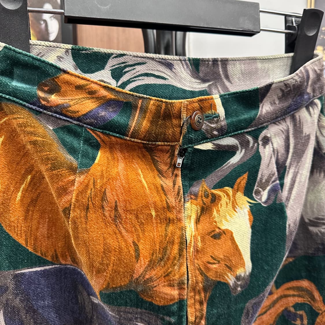 Horse Gothic Velvet Mini Skirt 상품이미지6