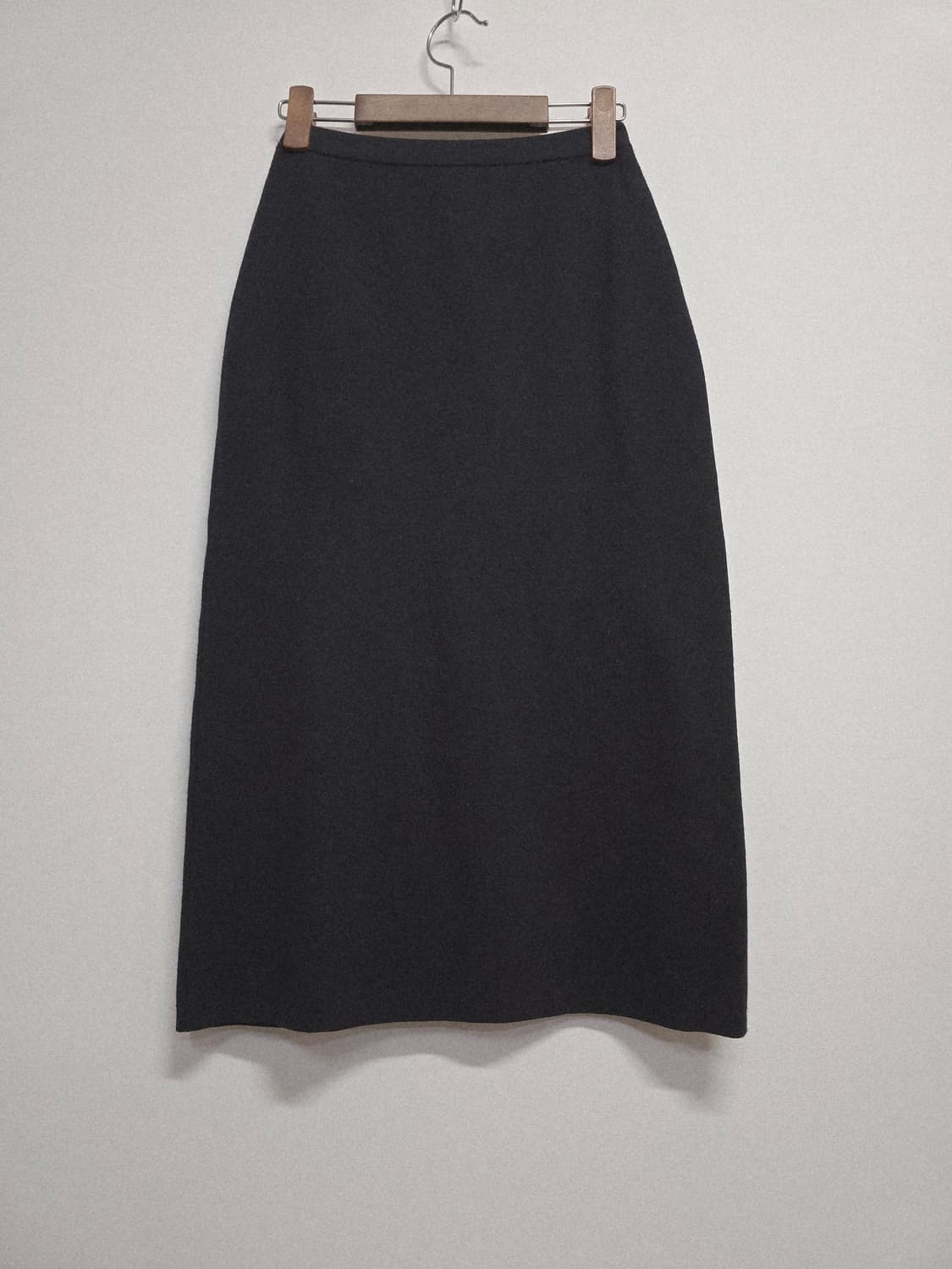 띠어리 블랙 H라인 롱스커트 상품이미지4