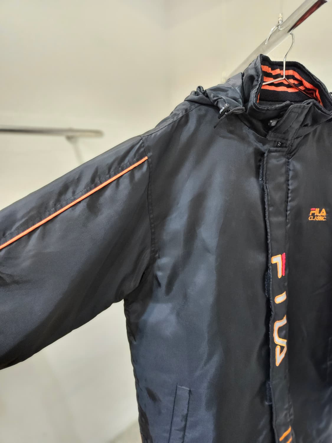 휠라 올드스쿨 바람막이 자켓 상품이미지4