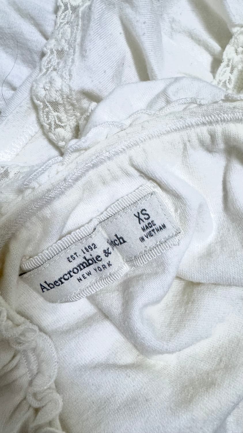 아베크롬비 프릴 블라우스 튜브탑 XS 상품이미지3