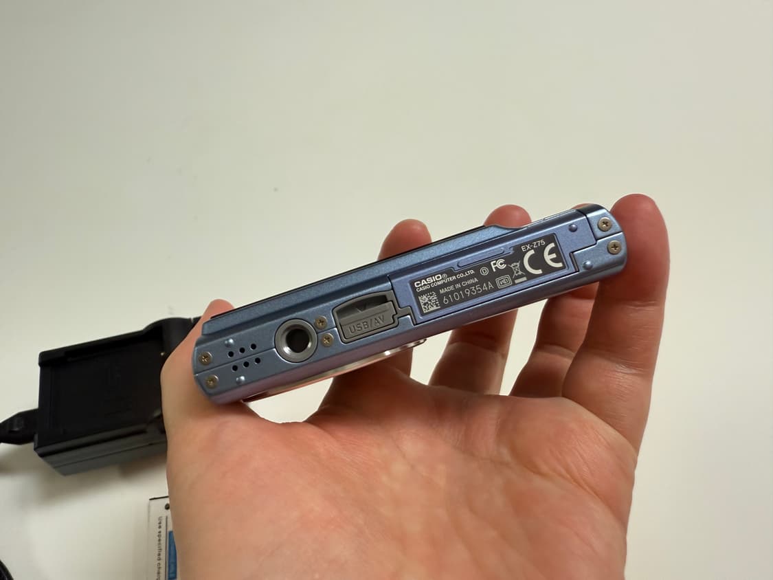 빈티지 디카 카시오 exilim z75 판매합니다! 상품이미지5