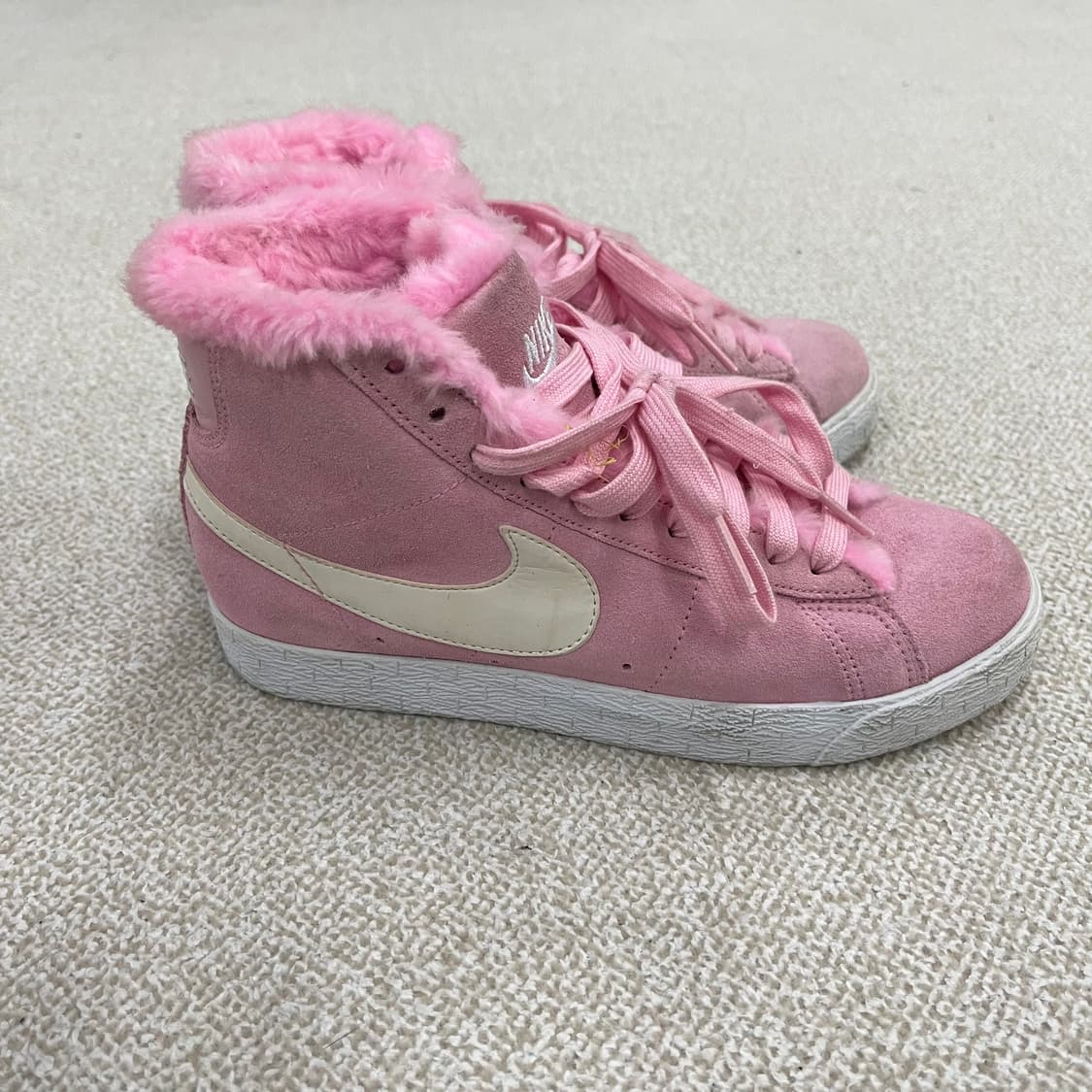 235 나이키 스웨이드 블레이져 하이탑 0202M2 상품이미지4