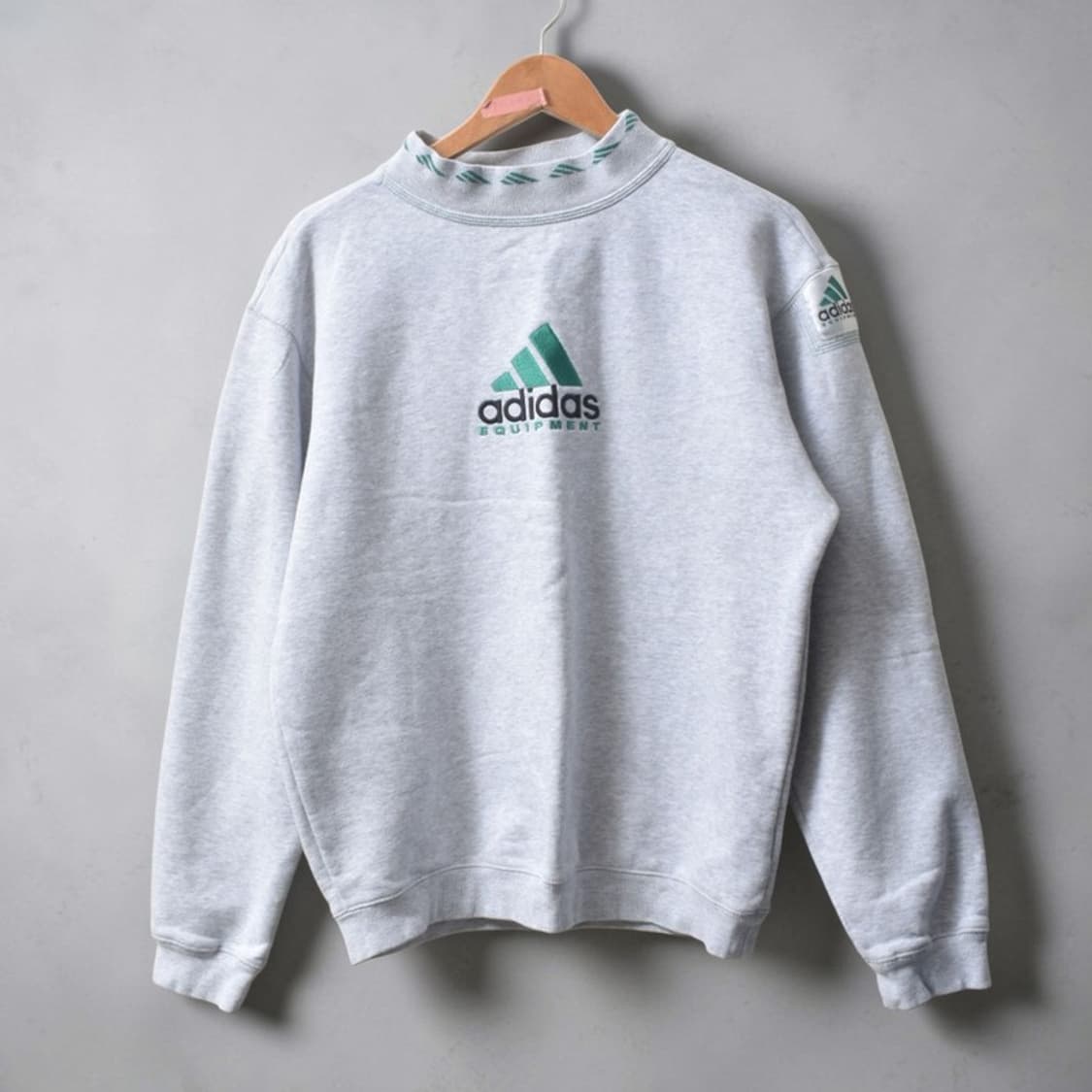 아디다스 이큅먼트 맨투맨 L M0106 상품이미지1