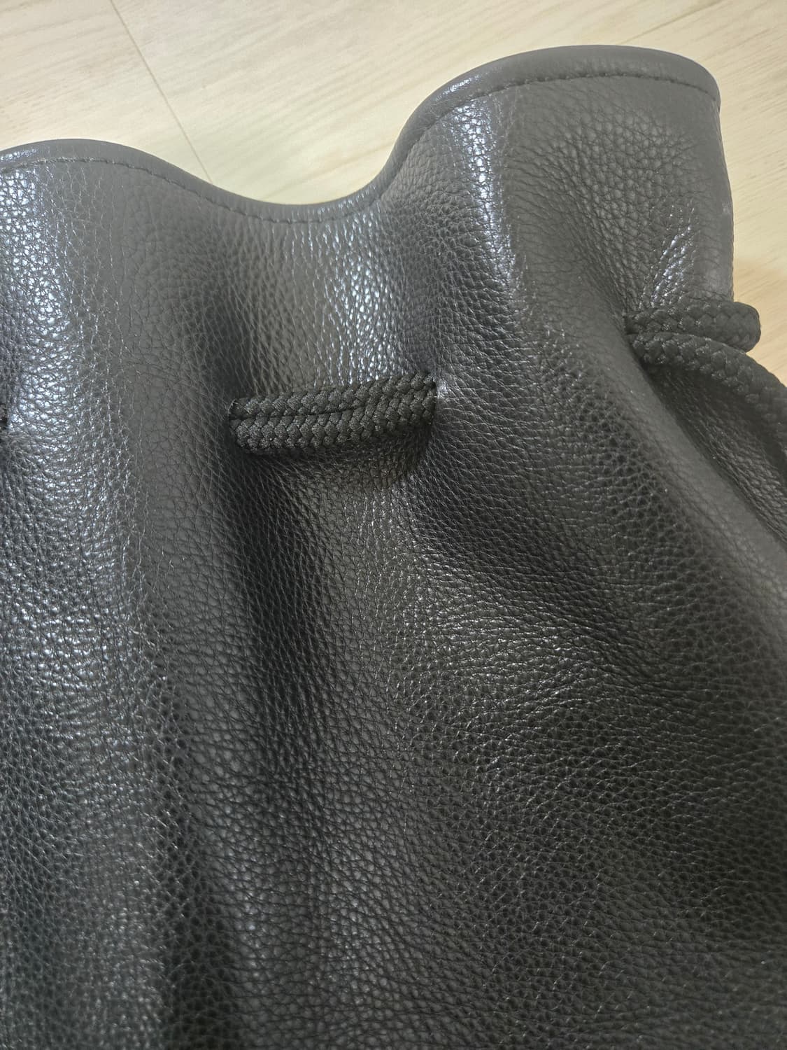 올레더 스트링 백팩 상품이미지3