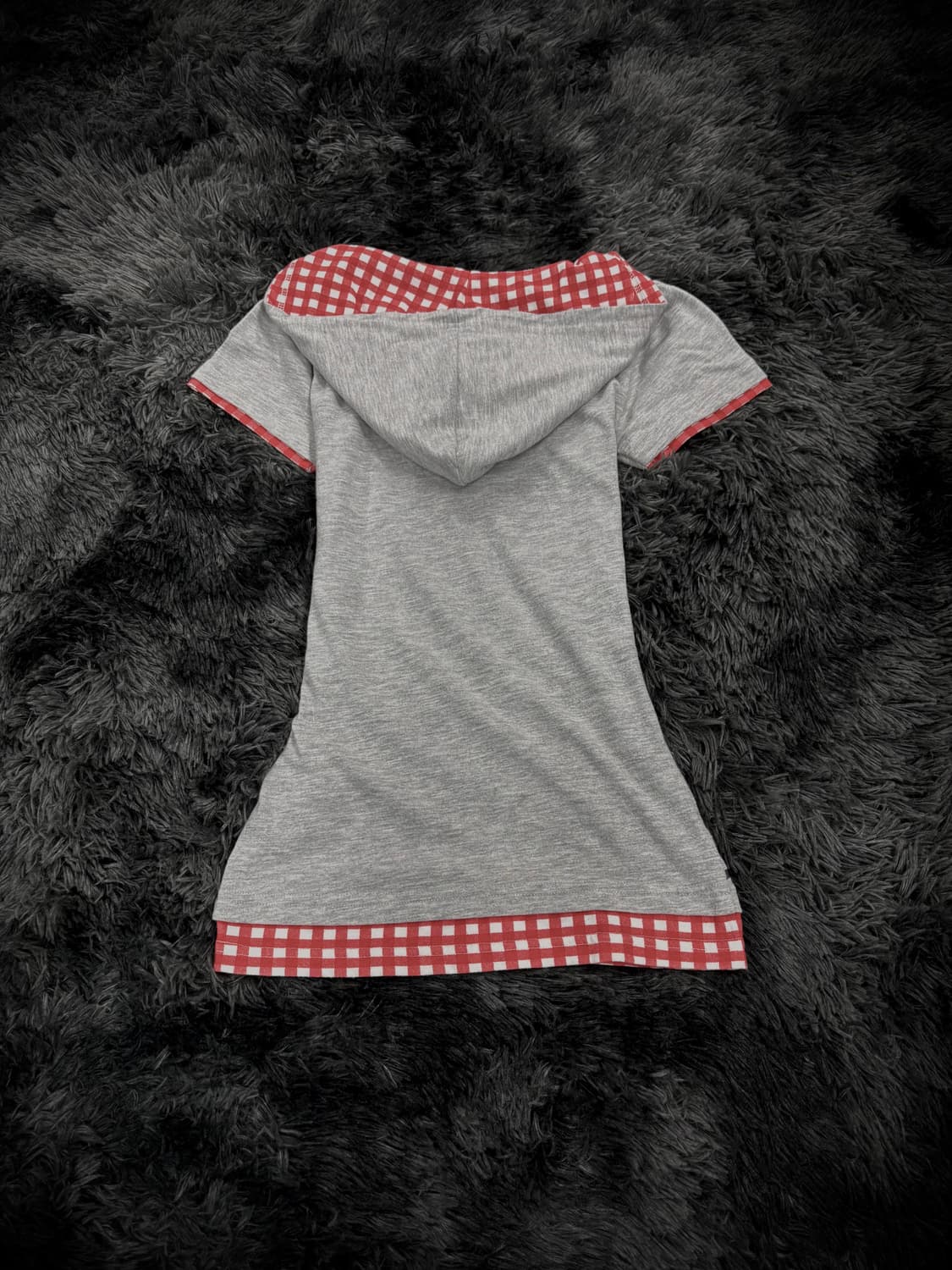 Fiorucci X Hello Kitty 그레이 레드체크포인트 후드반팔티 상품이미지2