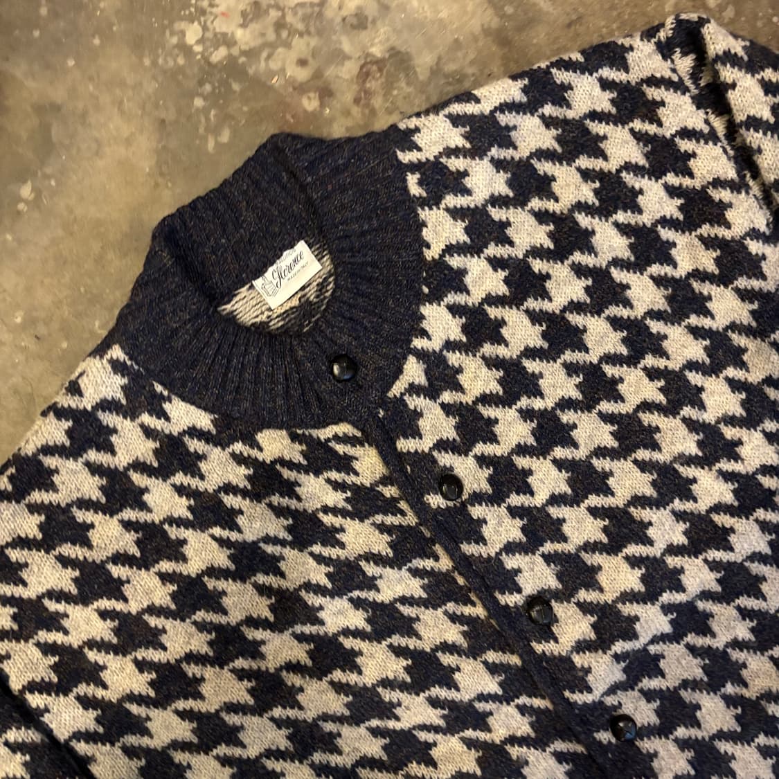 올드 이태리 플로렌스 하우드투스 울 가디건 상품이미지4