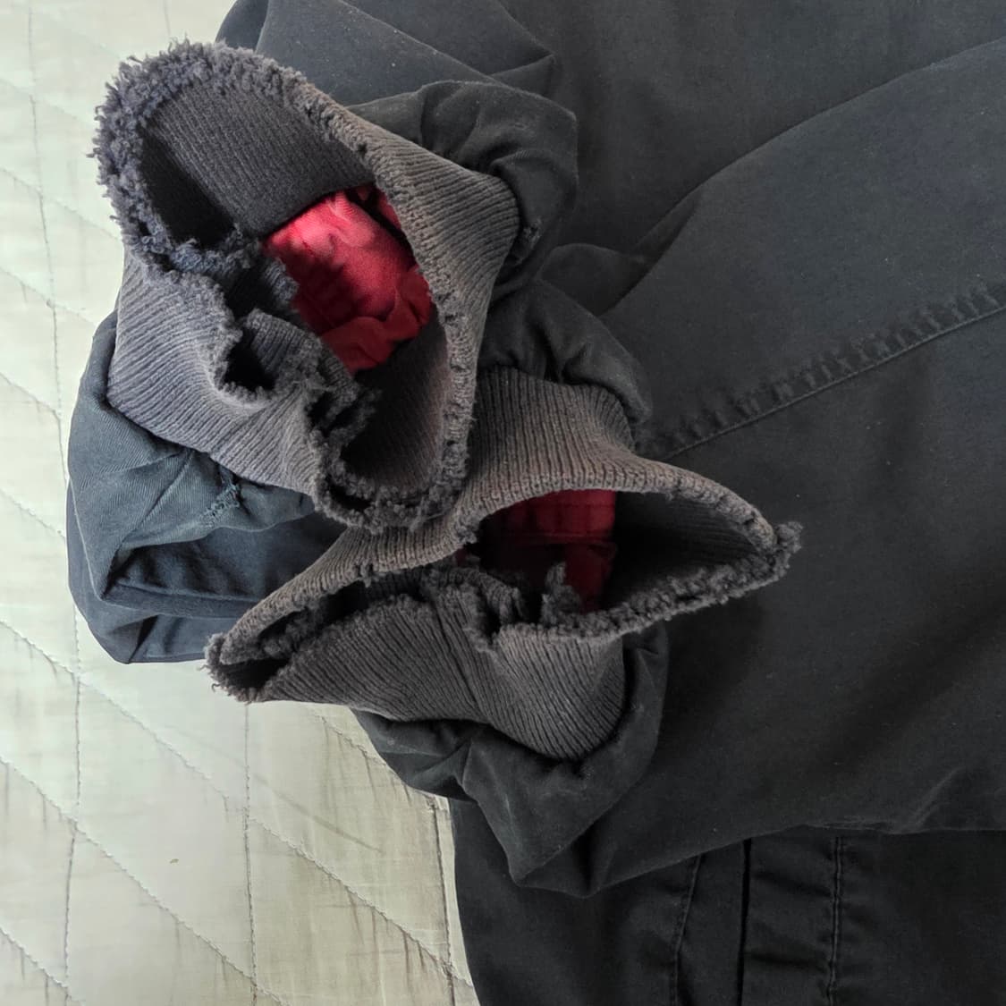 [L] 90s 빈티지 말보로 리버시블 봄버 자켓 블랙/레드 썬페이드 상품이미지5