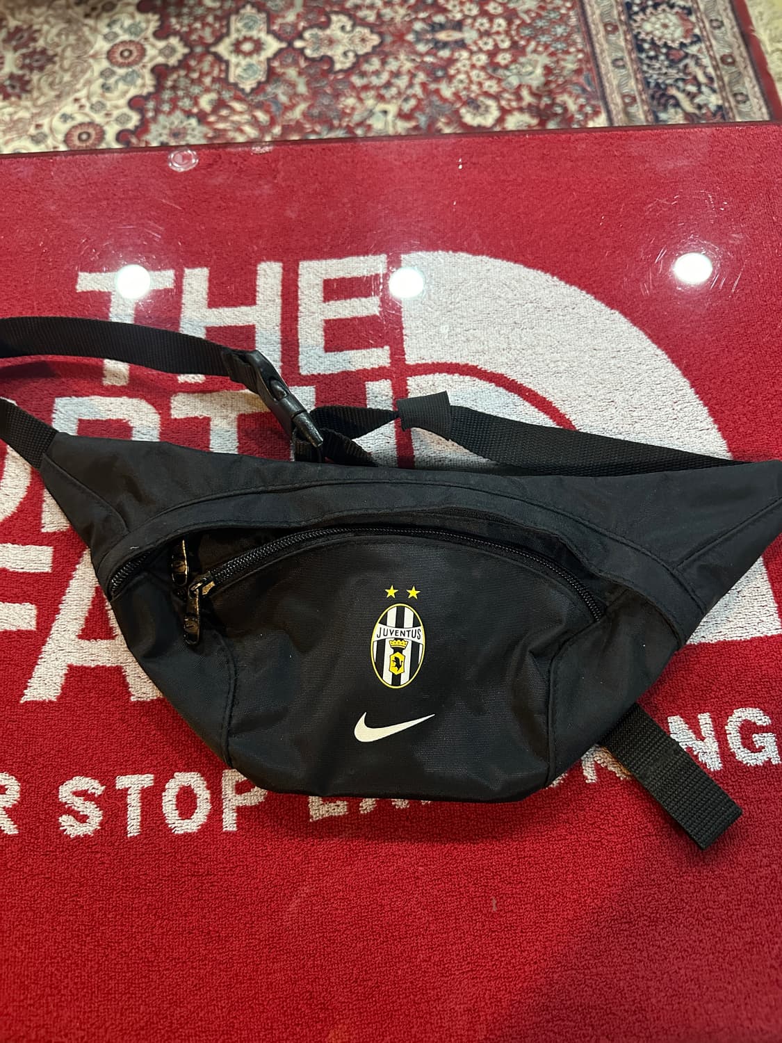 나이키 유벤투스 힙색 상품이미지1