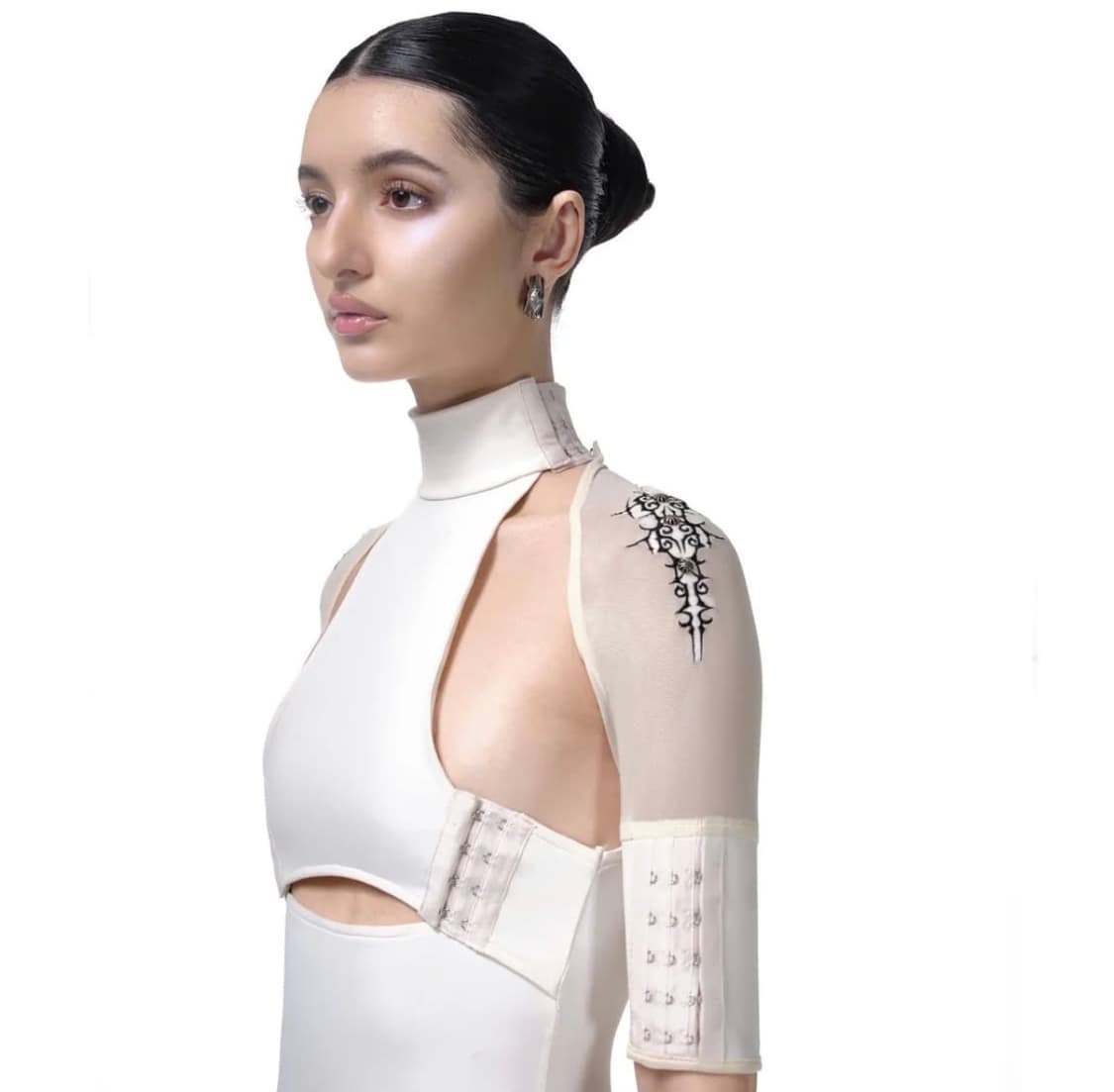 Cat tattoo tan playsuit 상품이미지1