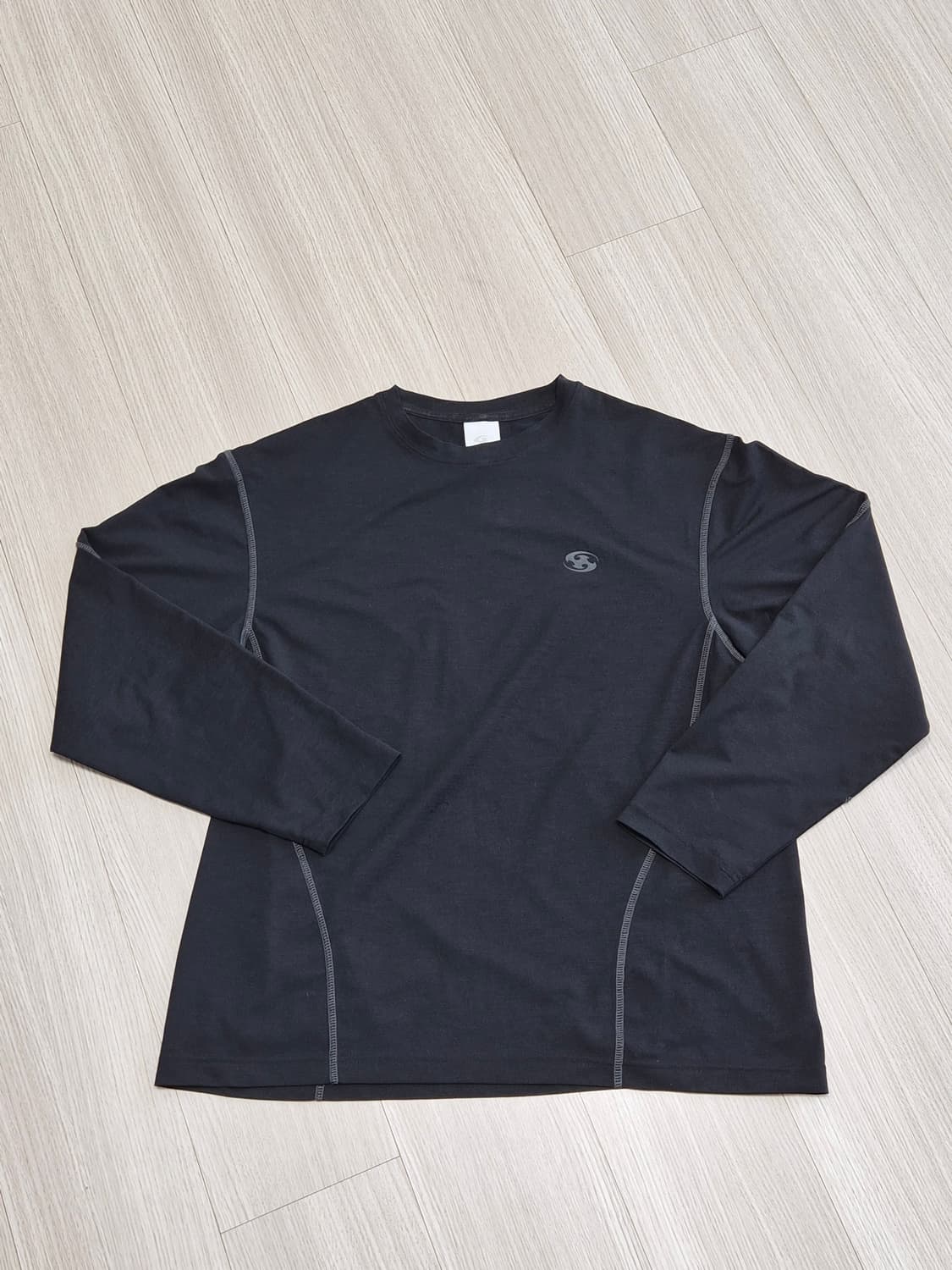 산산기어 스티치 롱슬리브 1사이즈 상품이미지1