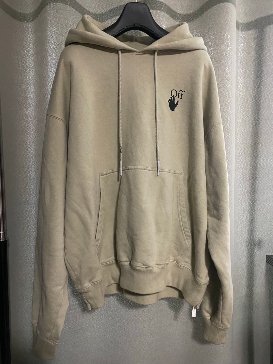 오프화이트 후드 (L) 상품이미지1