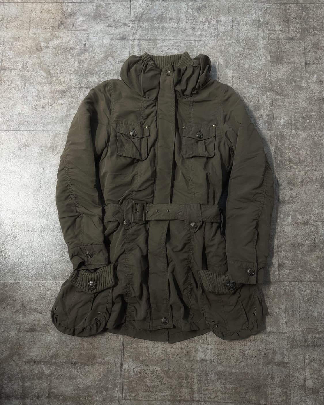 유틸리티 벨티드 하이넥 셔링 자켓 상품이미지2