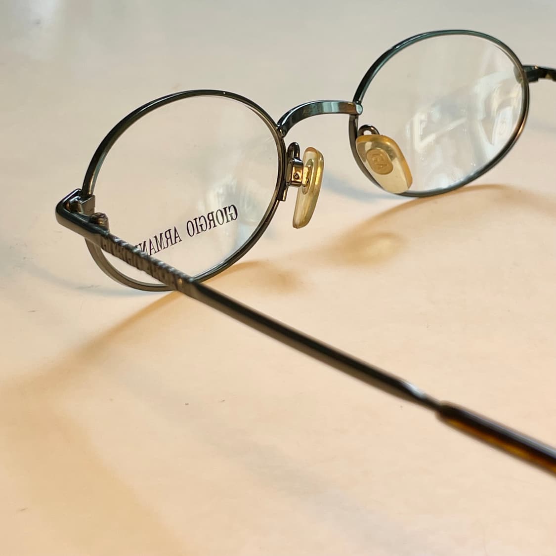 GIORGIO ARMANI 조르지오 아르마니 사의 빈티지 안경 판매합니다 상품이미지3