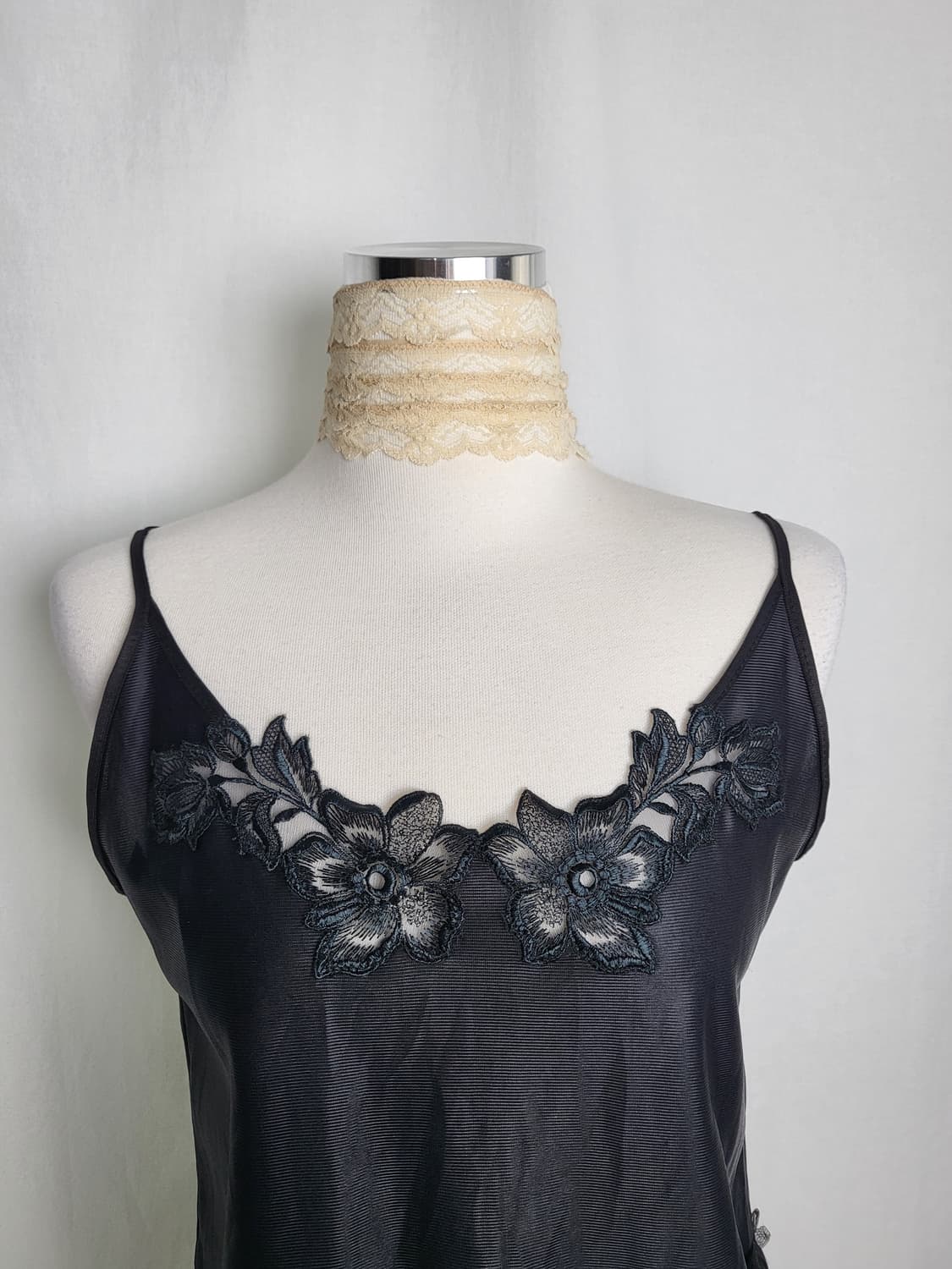 빈티지 미드나잇 블랙 자수 슬립 이너 나시 페어리 상품이미지3