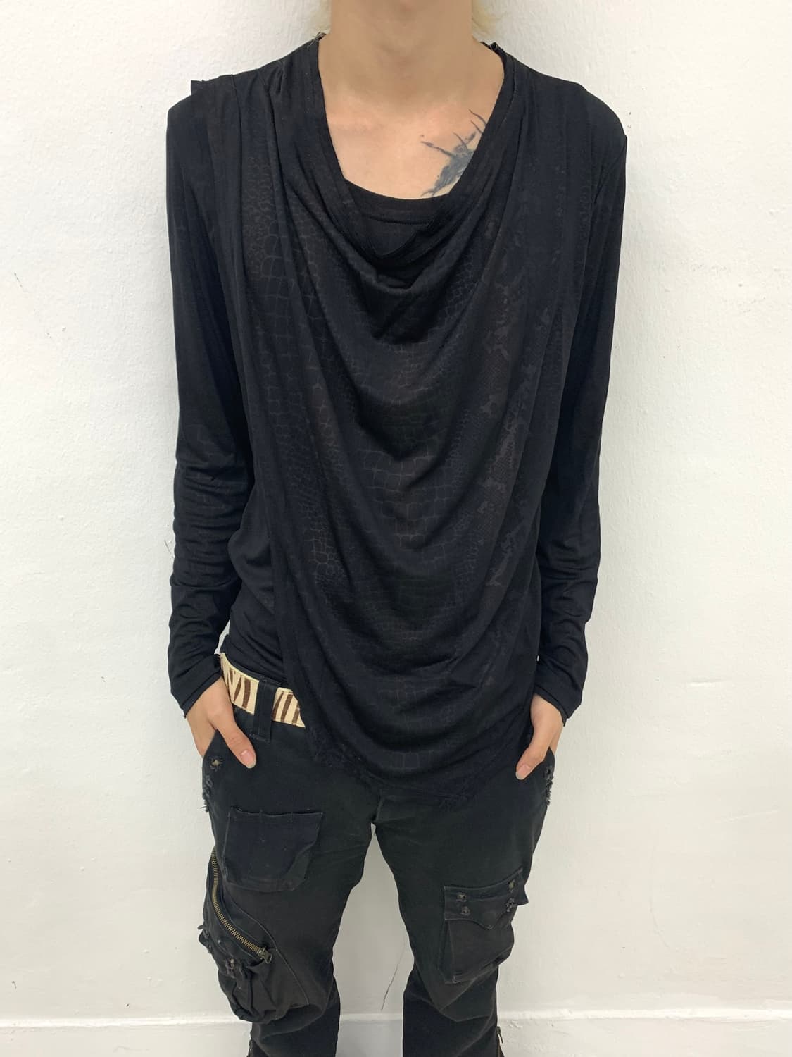 Tornado Mart python drape layered cut-se 상품이미지4